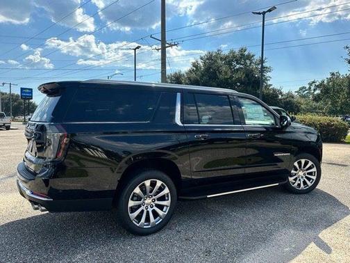 2025 Chevrolet Suburban Premier
