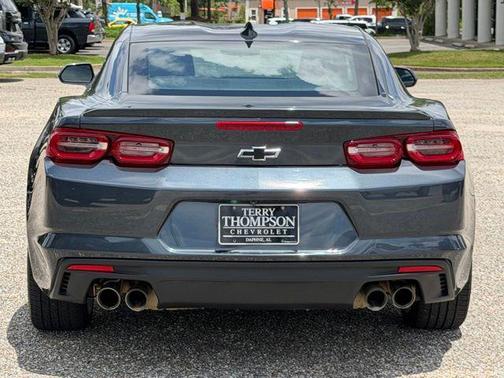 Shadow Gray Metallic 2020 Chevrolet Camaro RWD Coupe LT1