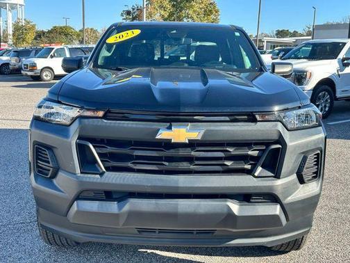 2023 Chevrolet Colorado WT