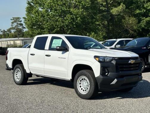 2025 Chevrolet Colorado WT