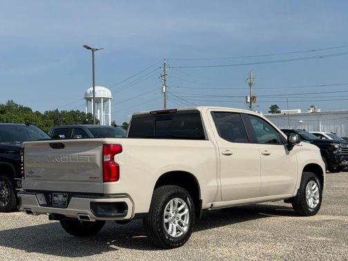 White Sands 2026 Chevrolet Silverado 1500 RST