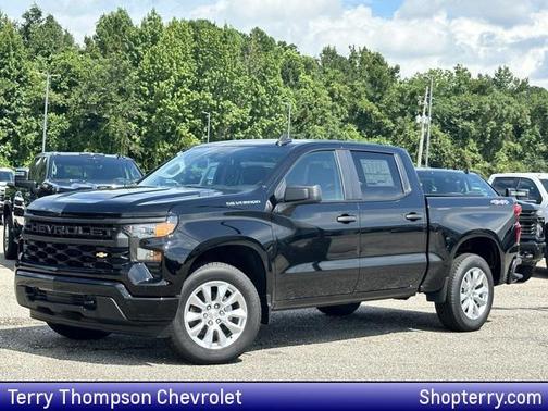 2025 Chevrolet Silverado 1500 Custom