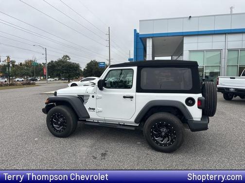 2022 Jeep Wrangler Sport S