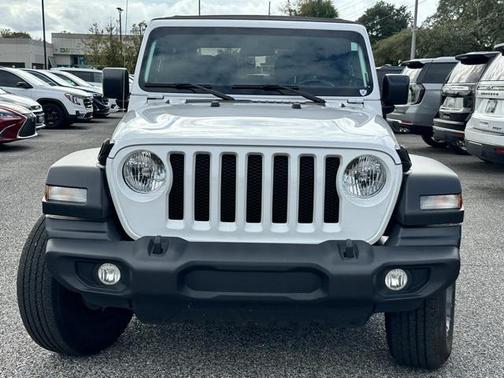 2022 Jeep Wrangler Sport S