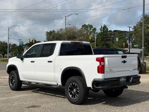 Summit White 2026 Chevrolet Silverado 1500 ZR2