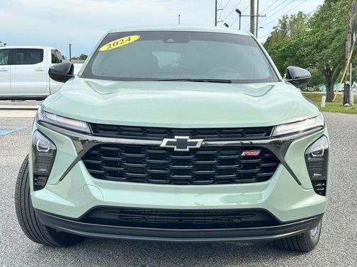 Cacti Green 2024 Chevrolet Trax FWD 1RS