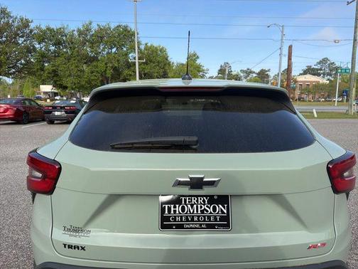 Cacti Green 2024 Chevrolet Trax FWD 1RS