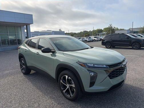 Cacti Green 2024 Chevrolet Trax FWD 1RS