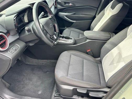 Cacti Green 2024 Chevrolet Trax FWD 1RS