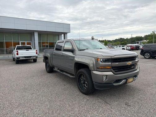Pepperdust Metallic 2017 Chevrolet Silverado 1500 2LT