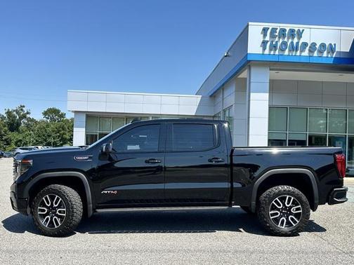 2024 GMC Sierra 1500 AT4