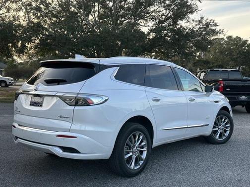 2023 Buick Enclave Avenir FWD
