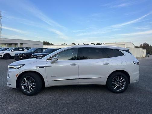 2023 Buick Enclave Avenir FWD