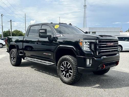 2022 GMC Sierra 2500 AT4
