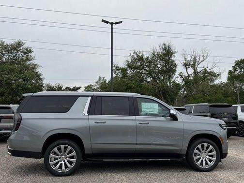 Sterling Gray Metallic 2026 Chevrolet Suburban Premier