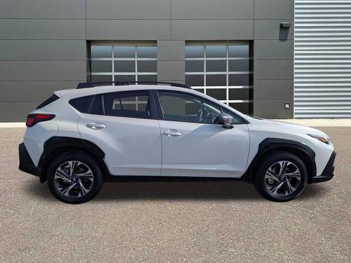 Crystal White Pearl 2024 Subaru Crosstrek Premium