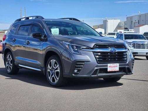 Magnetite Gray Metallic 2024 Subaru Ascent Limited