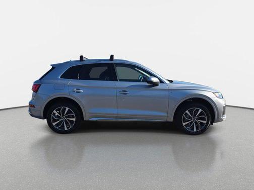 2024 Audi Q5 45 S line Premium Plus