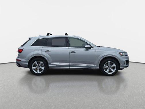2022 Audi Q7 55 Premium