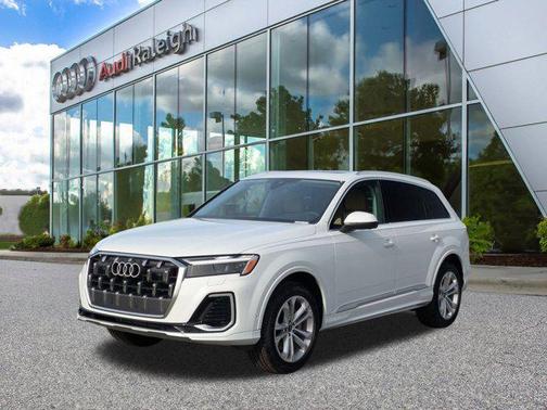 2025 Audi Q7 45 Premium