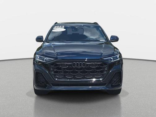 2025 Audi Q8 55 Prestige