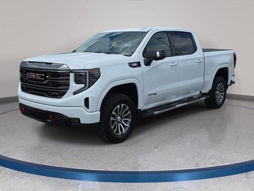 Summit White 2023 GMC Sierra 1500 AT4