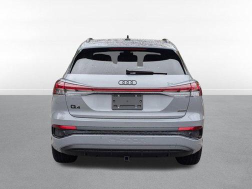 2025 Audi Q4 e-tron Premium 55 quattro