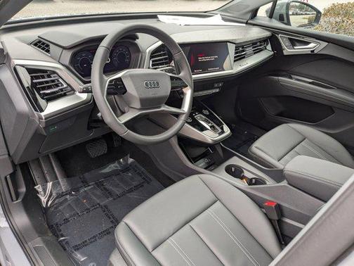 2025 Audi Q4 e-tron Premium 55 quattro