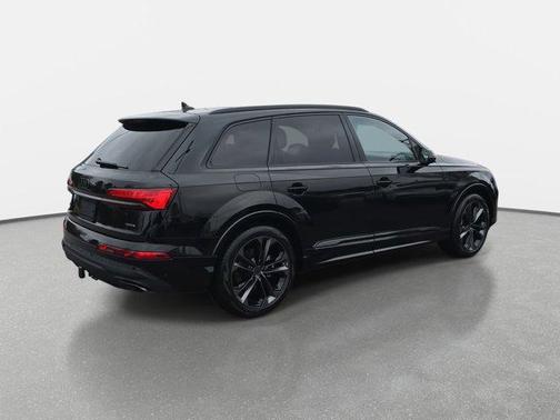 2026 Audi Q7 55 Premium Plus