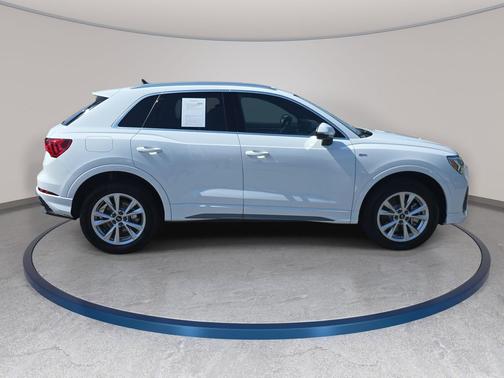 Arkona White 2025 Audi Q3 Premium 45 TFSI S line quattro Tiptronic