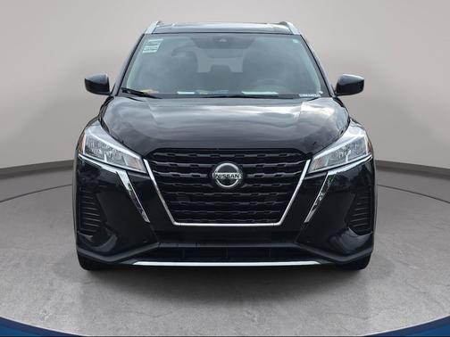 Super Black 2021 Nissan Kicks SV