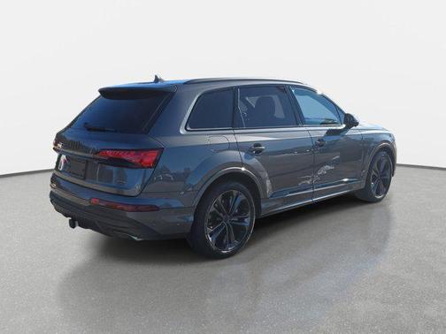 2026 Audi Q7 55 Premium Plus