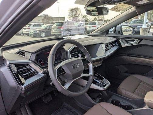 2025 Audi Q4 e-tron Premium Plus 55 quattro