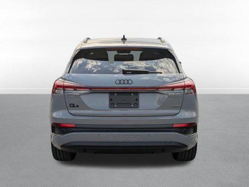 2025 Audi Q4 e-tron Premium Plus 55 quattro