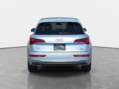 2023 Audi Q5 45 S line Prestige