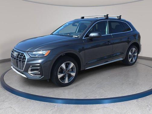 2023 Audi Q5 40 Premium Plus
