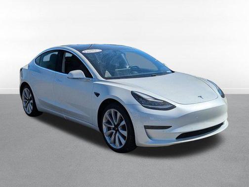 2020 Tesla Model 3 Standard Range