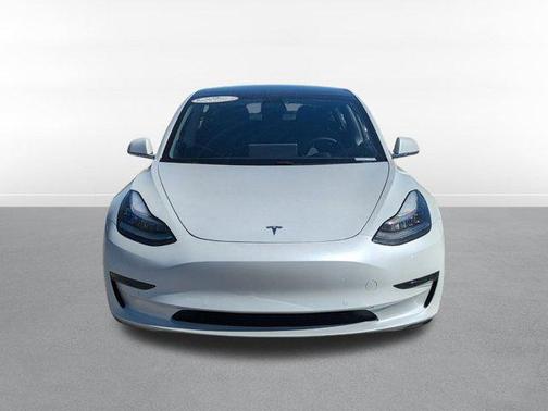 2020 Tesla Model 3 Standard Range