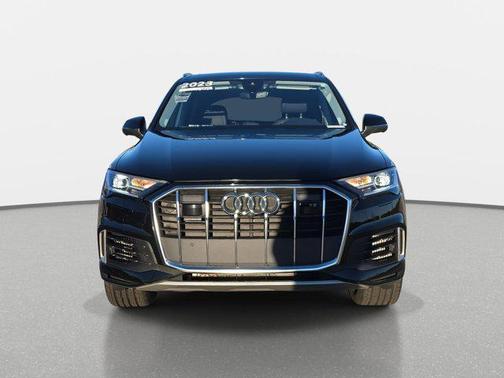 2023 Audi Q7 55 Premium Plus
