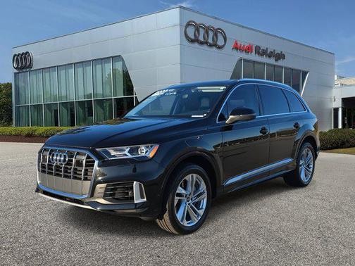 2023 Audi Q7 55 Premium Plus