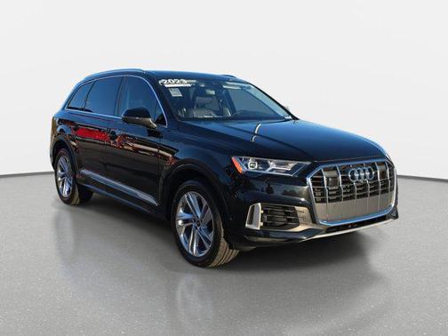 2023 Audi Q7 55 Premium Plus