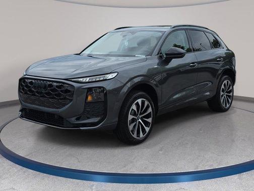 Daytona Gray Pearl Effect 2026 Audi Q3 TFSI quattro S tronic