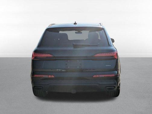 2025 Audi Q7 55 Prestige