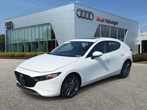 2023 Mazda Mazda3 FWD w/Preferred Package