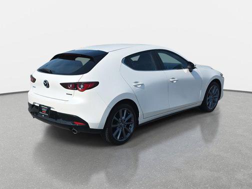 2023 Mazda Mazda3 FWD w/Preferred Package