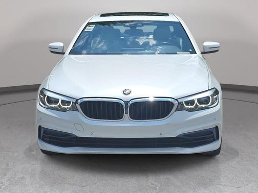Mineral White Metallic 2020 BMW 540 540i