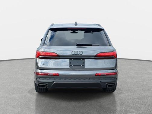 2026 Audi Q7 55 Premium Plus
