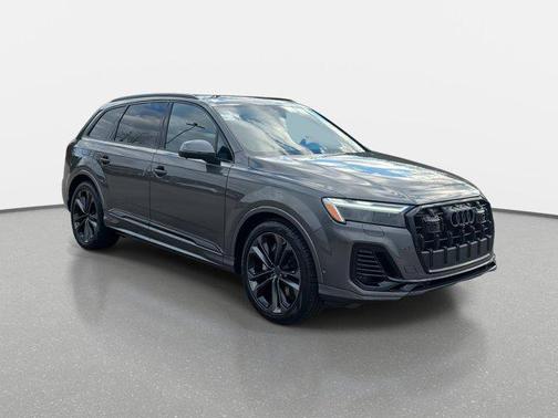 2026 Audi Q7 55 Premium Plus