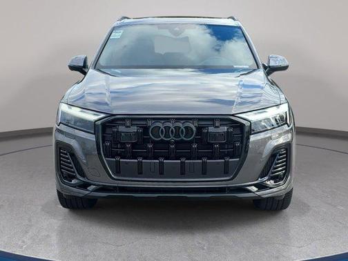 Samurai Gray Metallic 2026 Audi Q7 55 Premium Plus