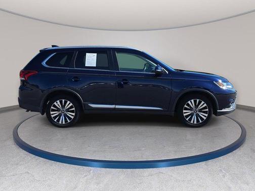 Cosmic Blue Metallic 2019 Mitsubishi Outlander SEL